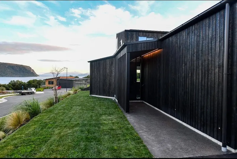 Entry, Black Ridge House