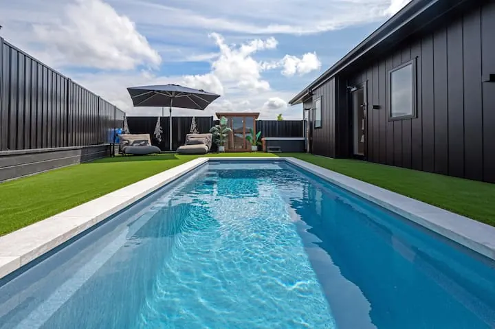 Pool, Pool Courtyard