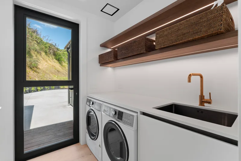 Laundry, Cedar Gables