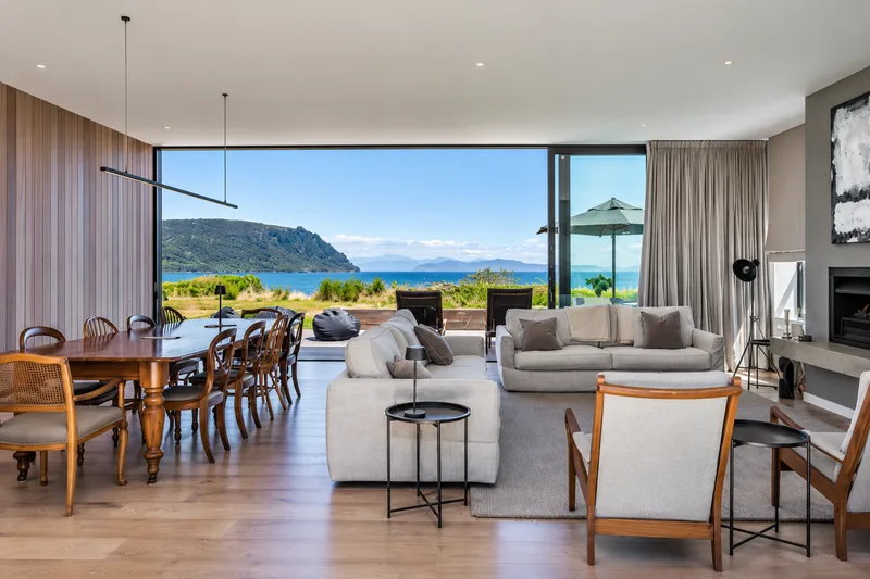 Living & dining, Twin Pavilions