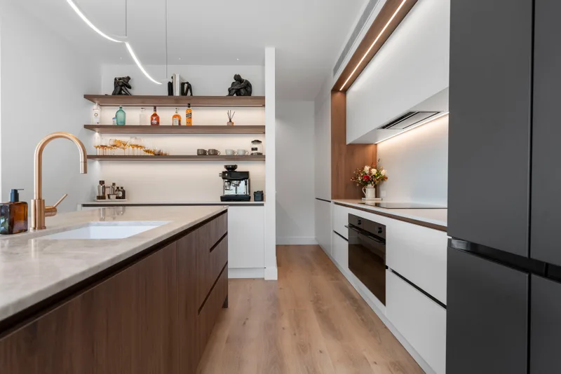 Sculptural kitchen lighting, Cedar Gables