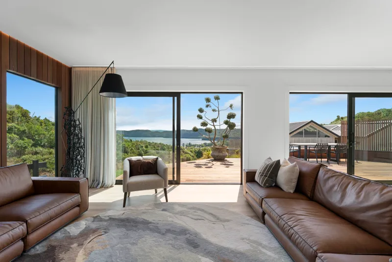 Living room, Cedar Gables