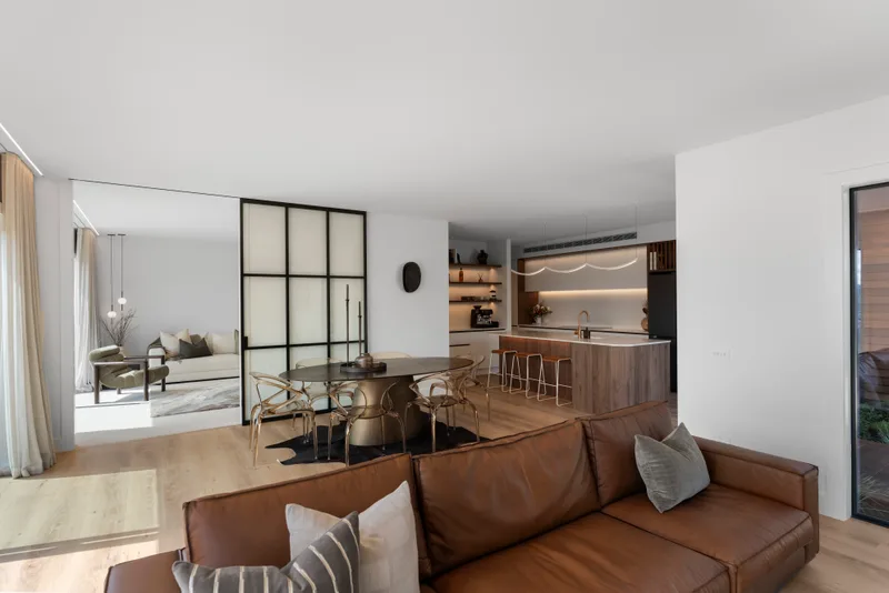 Open-plan living, Cedar Gables